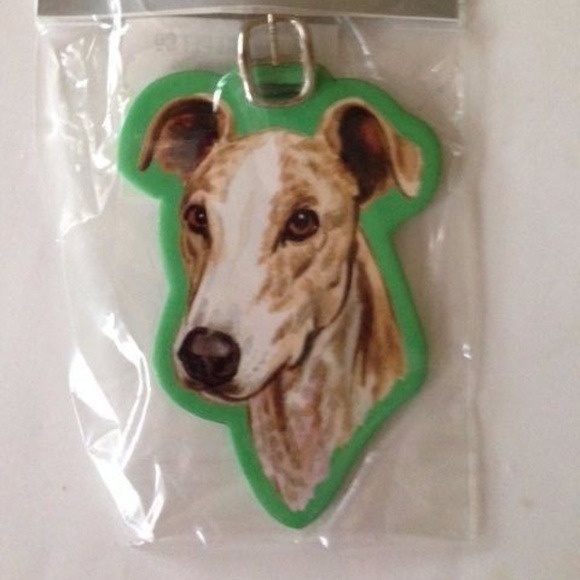 greyhound luggage shipping